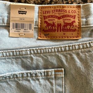 NEW Levi’s 501 Original Buttonfly Jeans